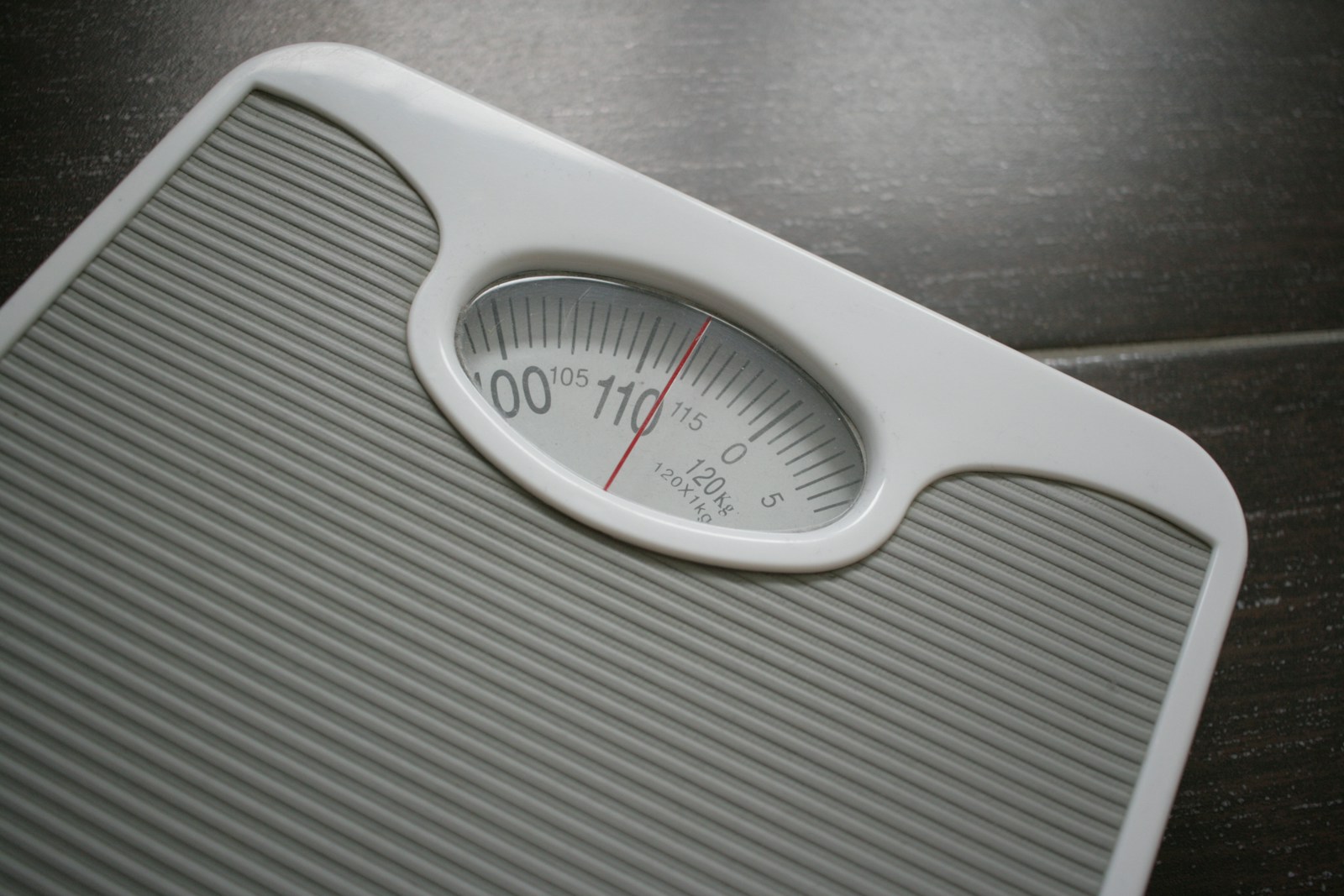 Watchdog clamps down on advertisements for weight-loss drugs