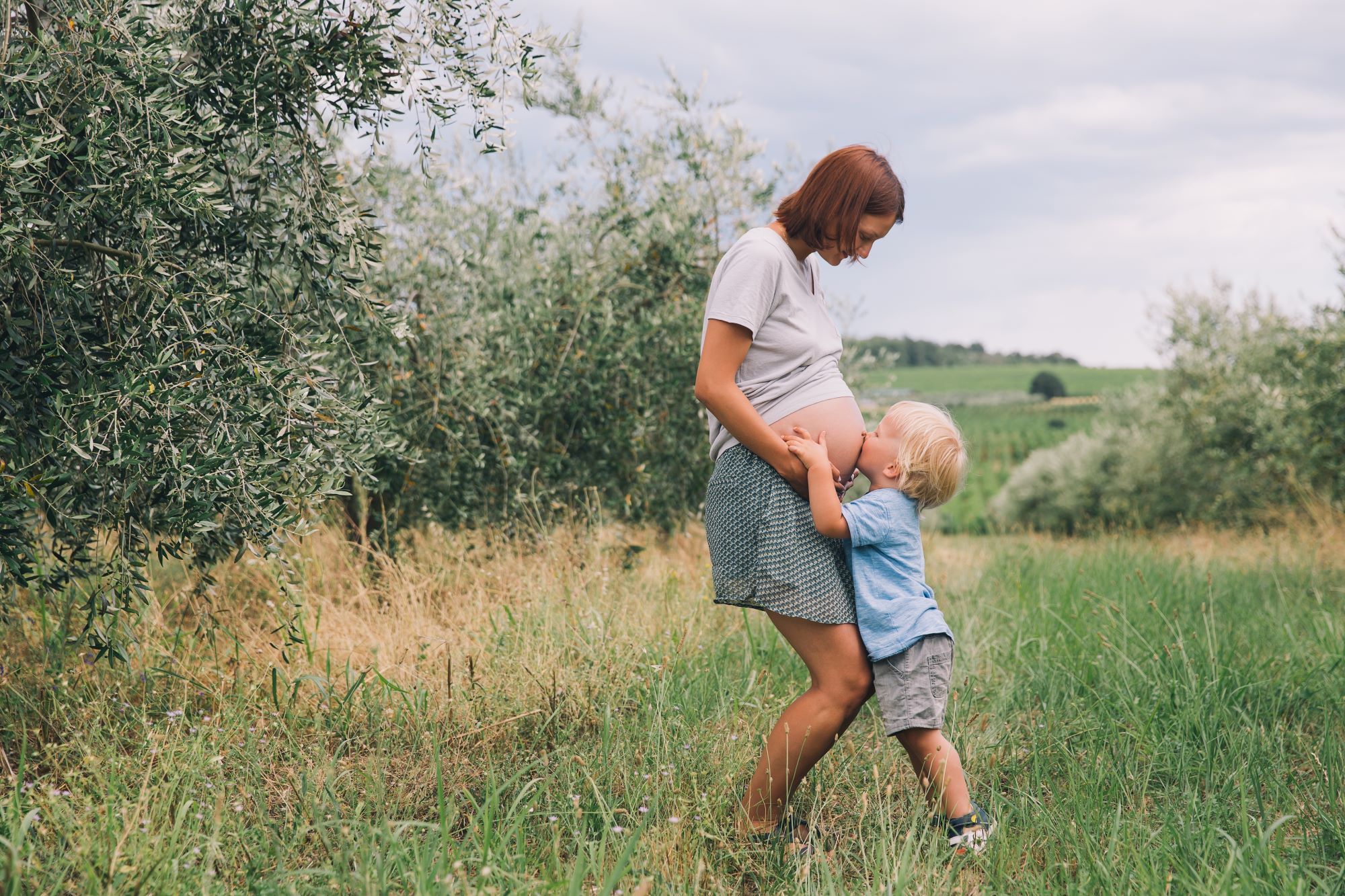 Pregnant women can safely take paracetamol, review finds
